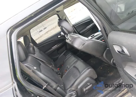 2017 Dodge Journey Crossroad Plus z USA, uszkodzony, nr VIN 3C4PDCGBXHT612894